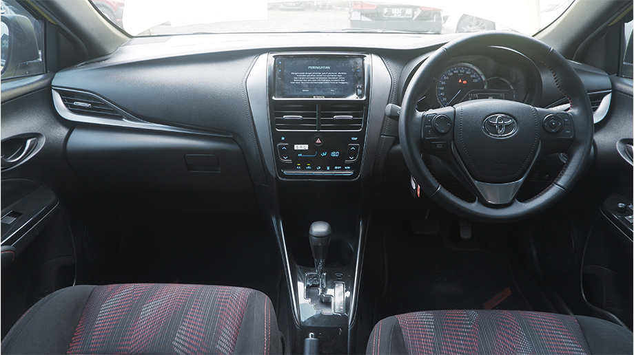 TOYOTA YARIS YARIS 1.5 S CVT GR SPORT AT 2021